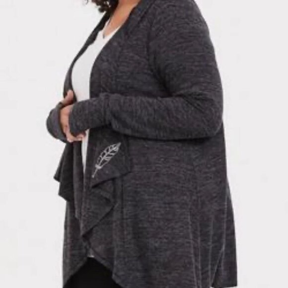 Torrid Her Universe Disney Maleficent 2 Grey Feather Drape Cardigan 0 Large 12 - Picture 3 of 11